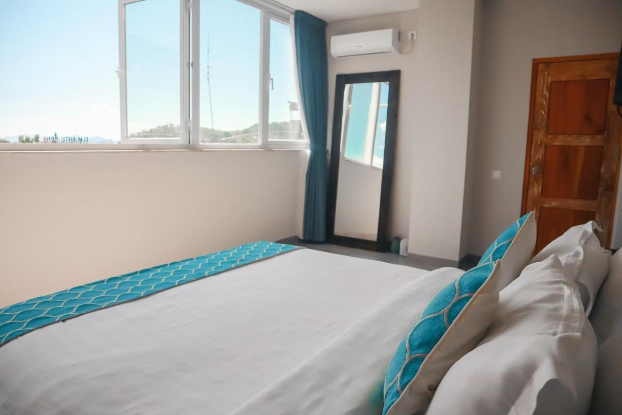 Harbour Komodo Hotel Лабуан-Бахо Экстерьер фото